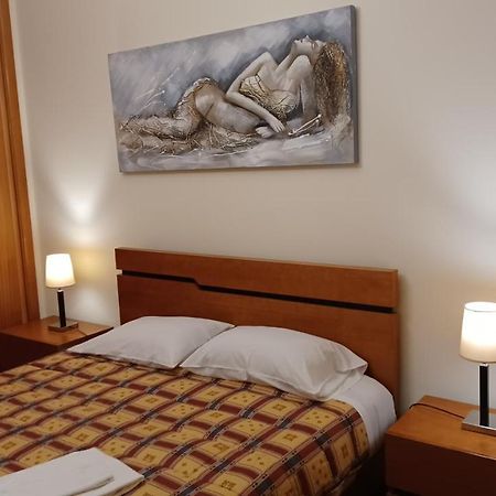 Dona Matilde Apartment ปอนตาเดลกาดา ภายนอก รูปภาพ