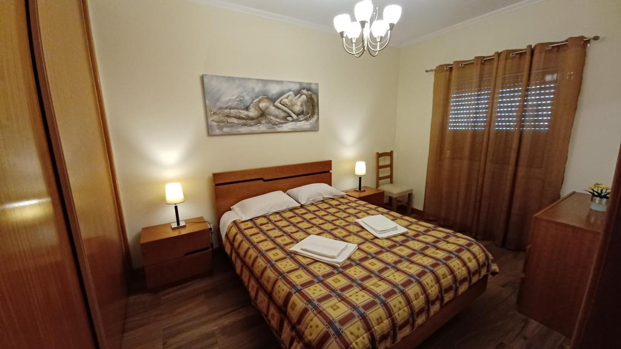 Dona Matilde Apartment ปอนตาเดลกาดา ภายนอก รูปภาพ